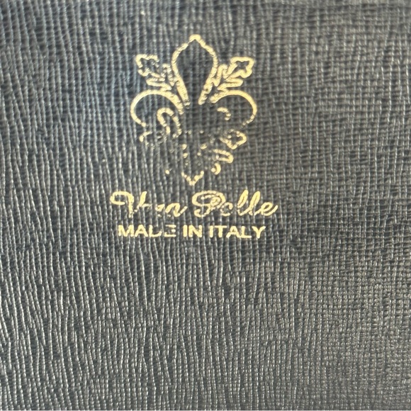 Vera Pelle Black and Red Leather Handbag - Picture 4 of 11